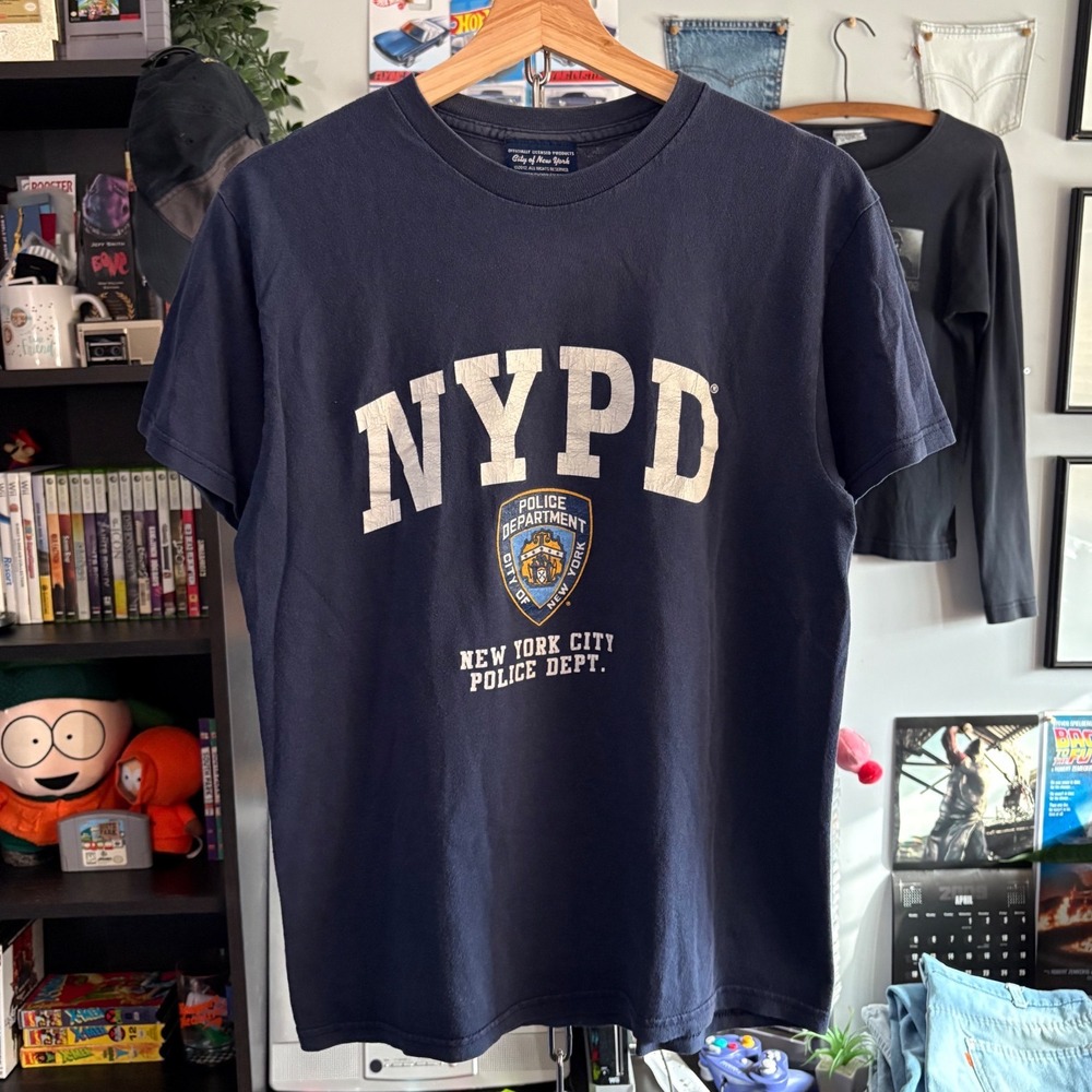 NYPD New York City Police Dept Navy Blue Graphic T-Shirt Mens Medium Official